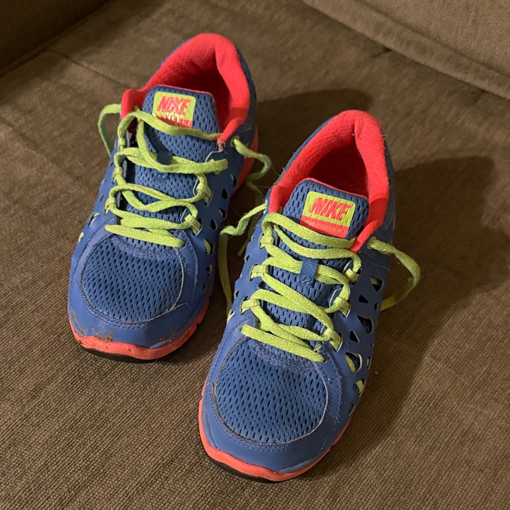 Nike  Women's workout Sneakers with Laces